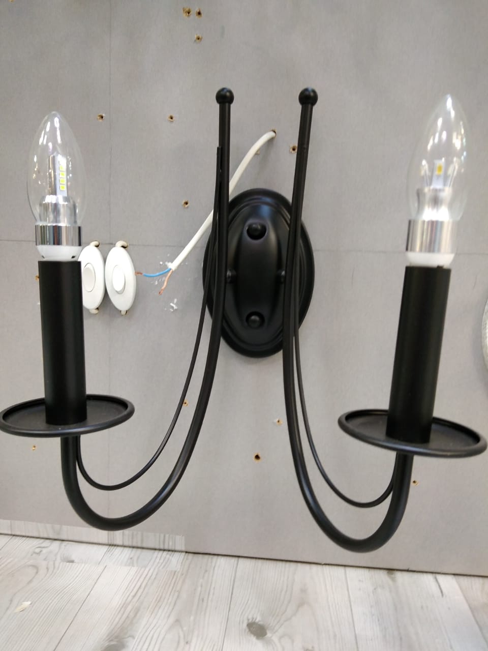 Настенный светильник PL9552-2W BK 000067339