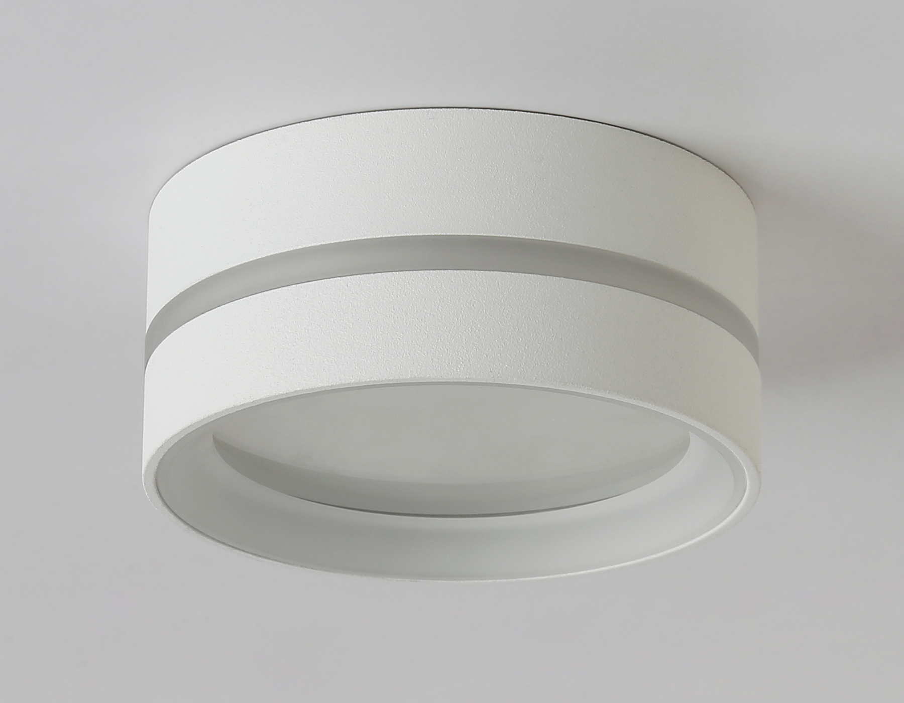 TN5388 SWH/FR белый песок/белый матовый GX53 IP44 D85*41