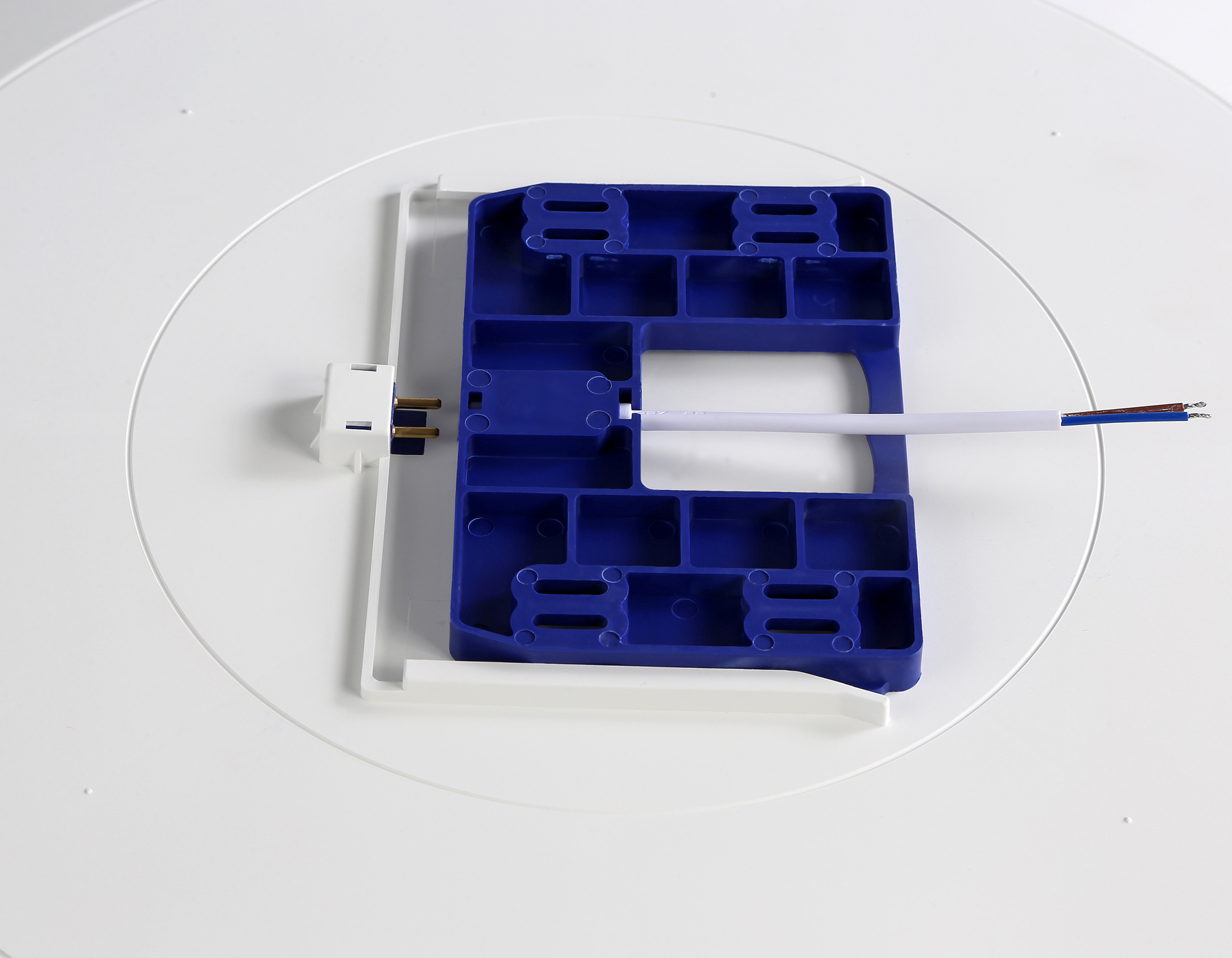 FZ1223 WH белый IP44 43W 4200K D455*60 (Без ПДУ)