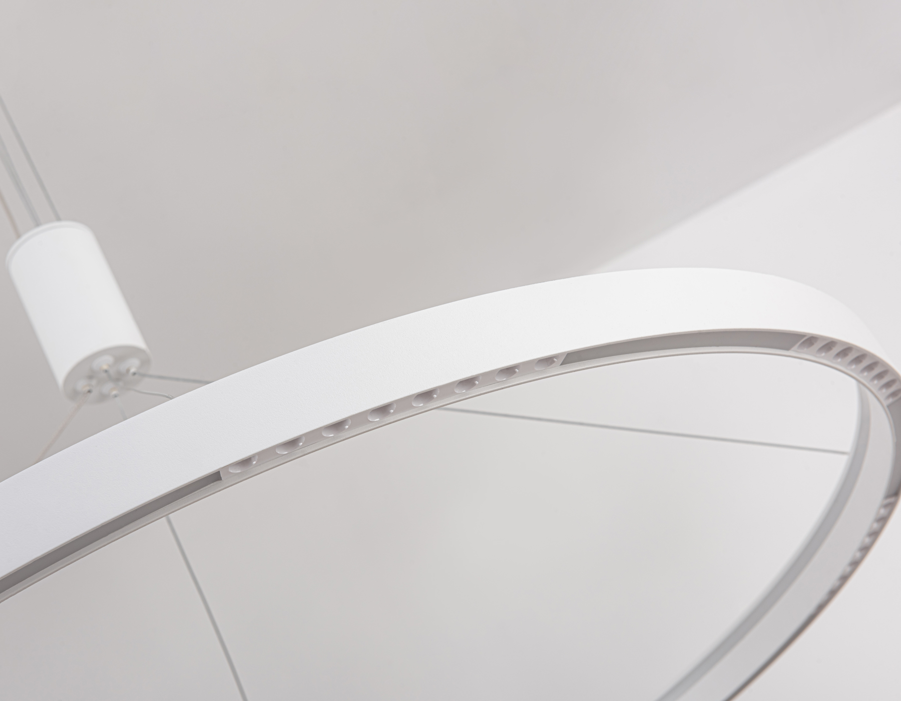 FL5855 WH белый 40W 3000K/4200K/6400K D800*860 (без ПДУ)