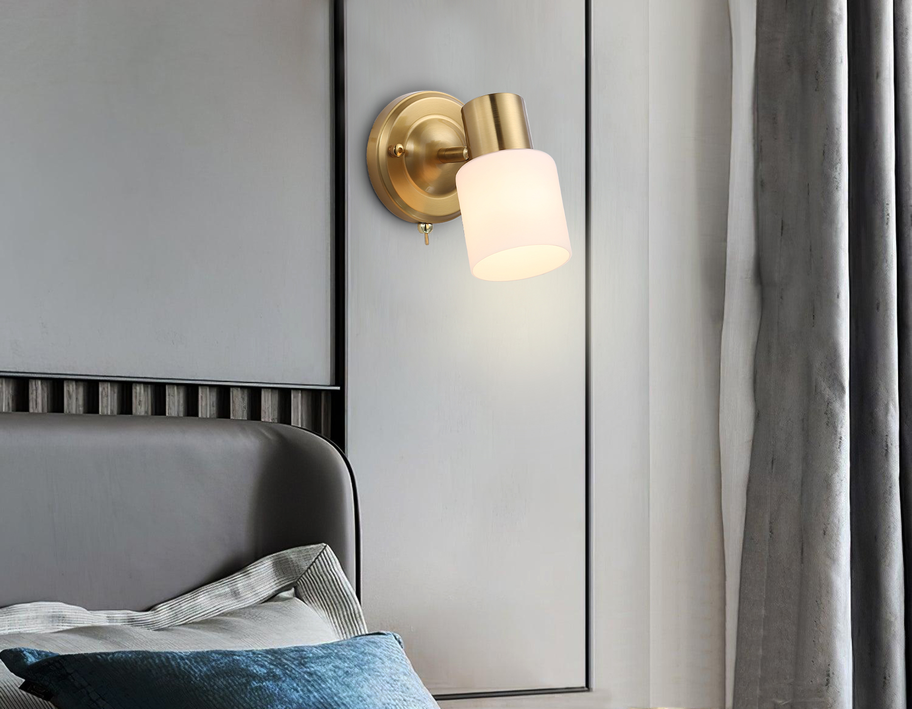 TR3967 BS/FR латунь/белый матовый E27 max 40W 140*80*194