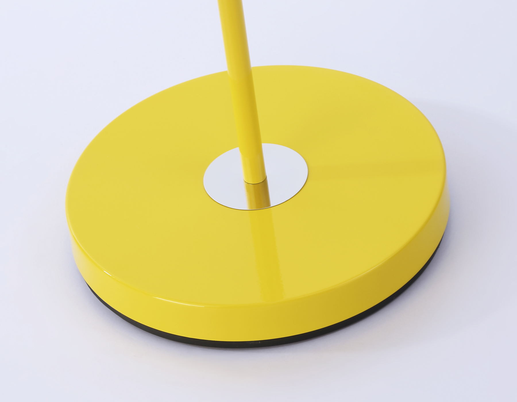 TR97659 YL желтый E27 max 40W D140*1450