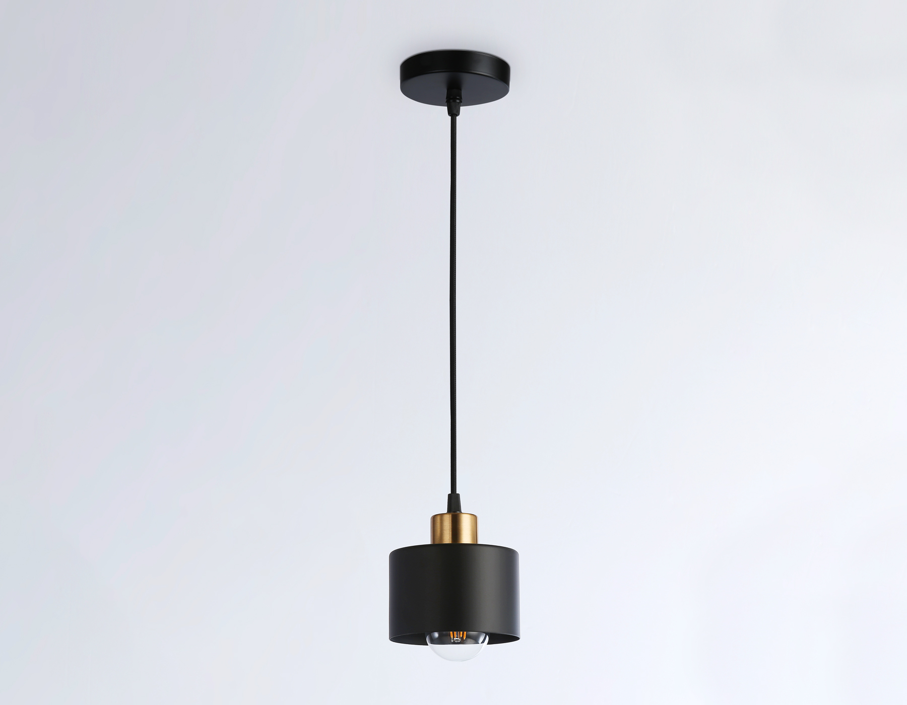 TR8113 BK/BS черный/латунь E27 max 40W D120*940