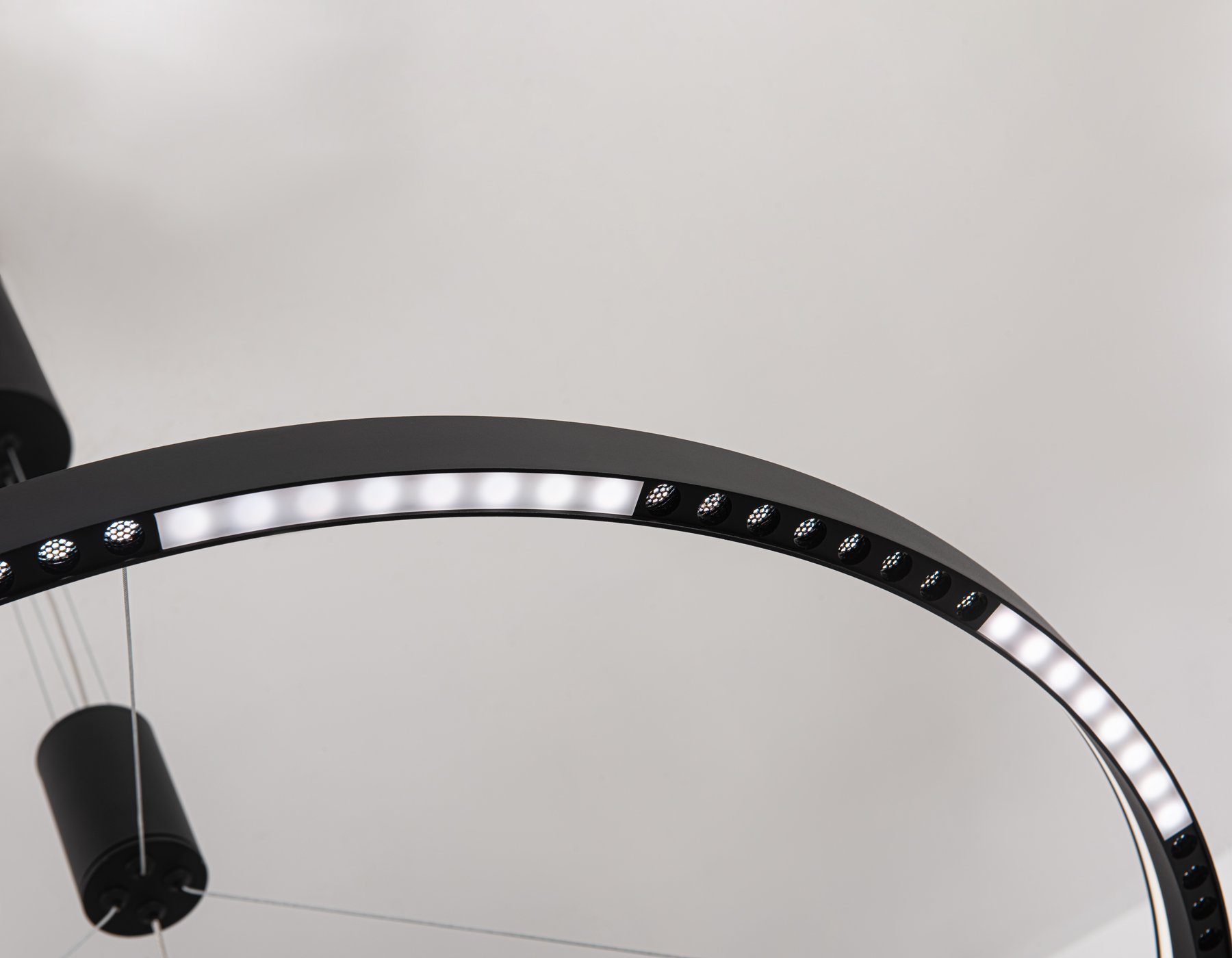 FL5856 BK черный 40W 3000K/4200K/6400K D800*860 (без ПДУ)