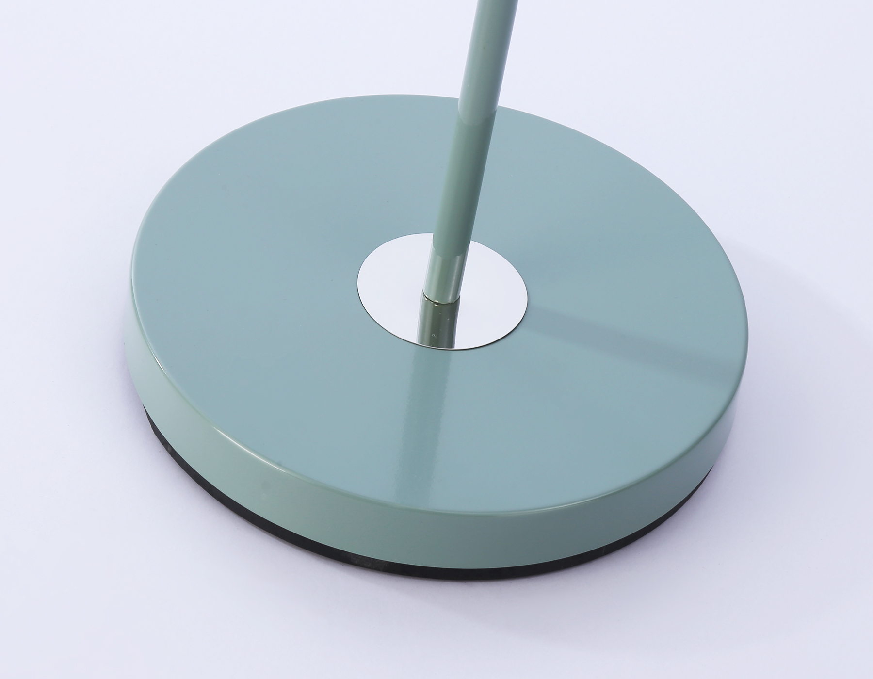 TR97662 GN зеленый E27 max 40W D140*1450