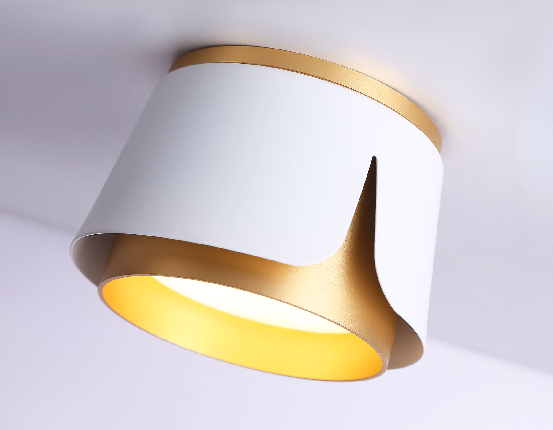 TN71221 WH/GD белый/золото GX53 D100*66