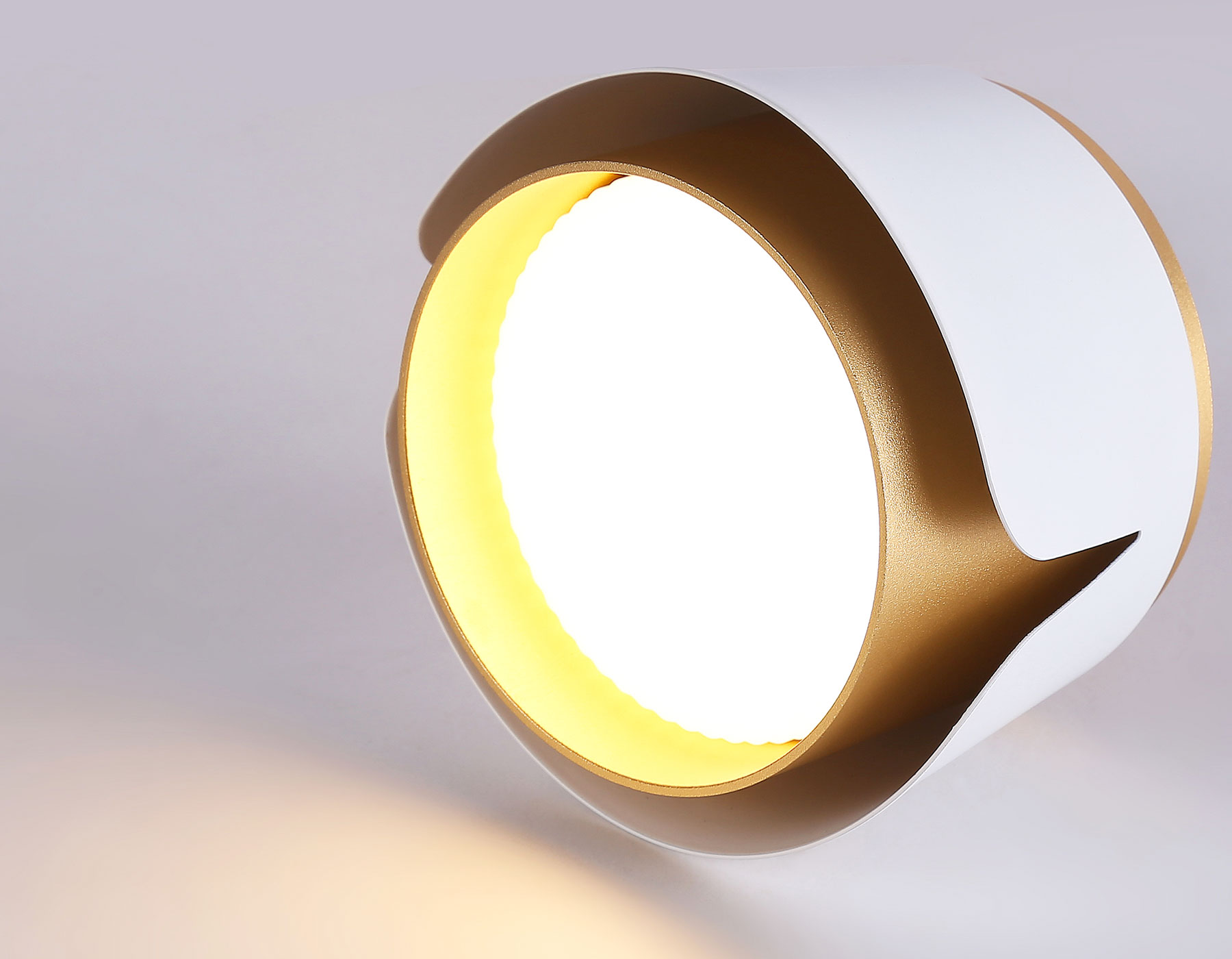 TN71221 WH/GD белый/золото GX53 D100*66