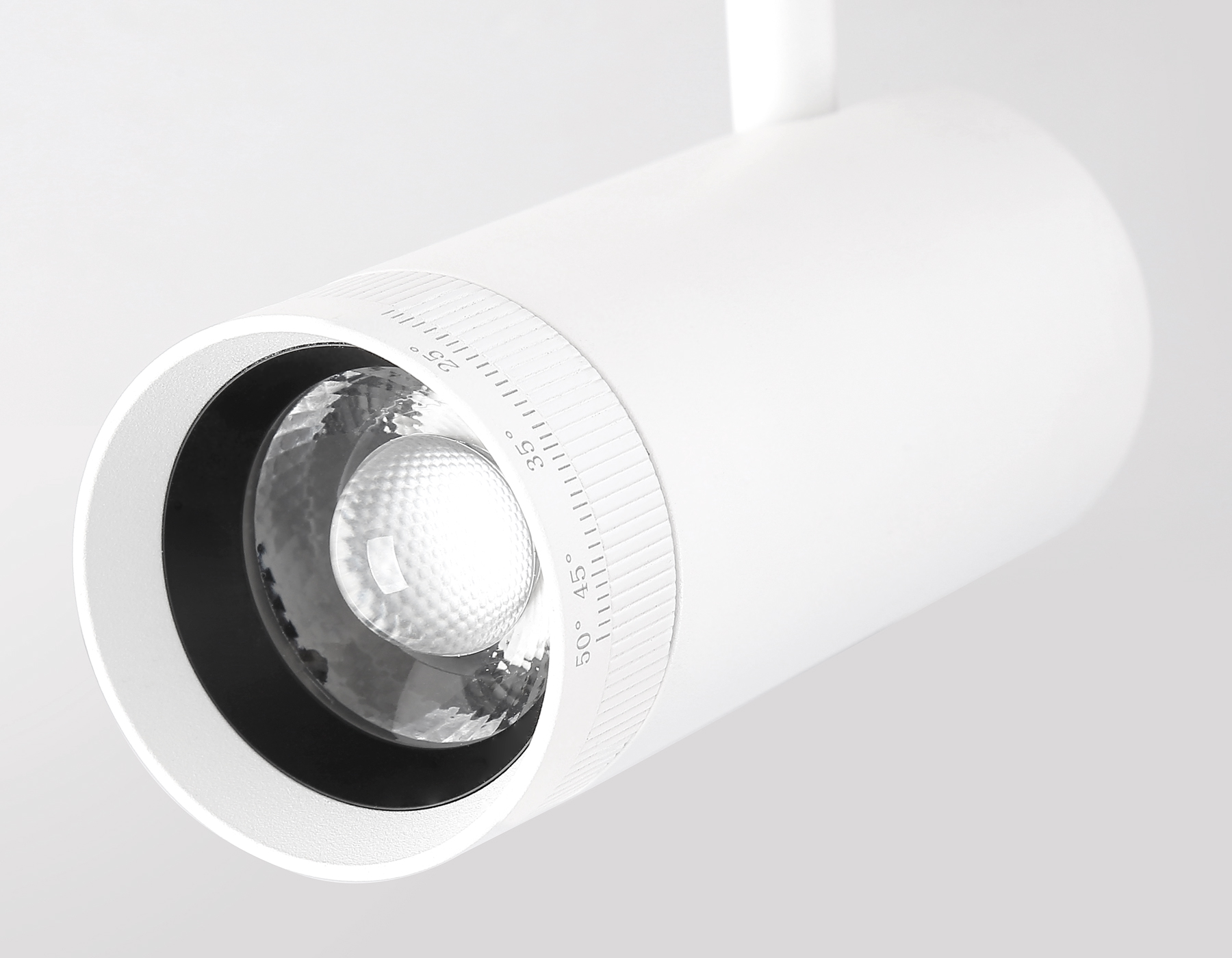 GV1570 WH белый IP20 10W 4200K 48V 15-51&deg; D55*185