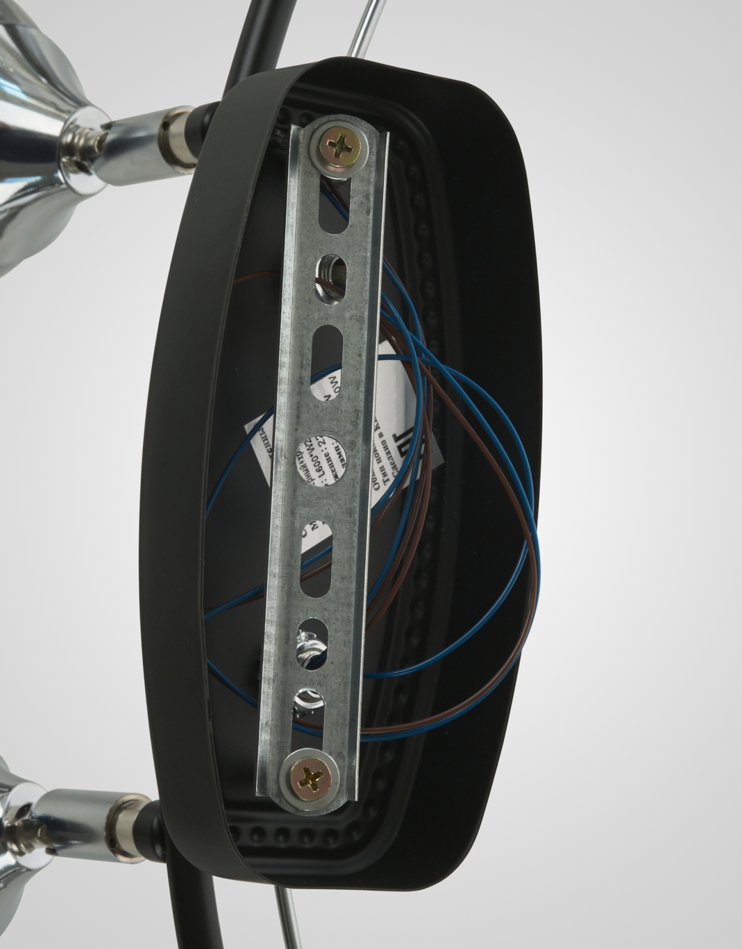 Настенный светильник P5888-3W BK+CR 000029150