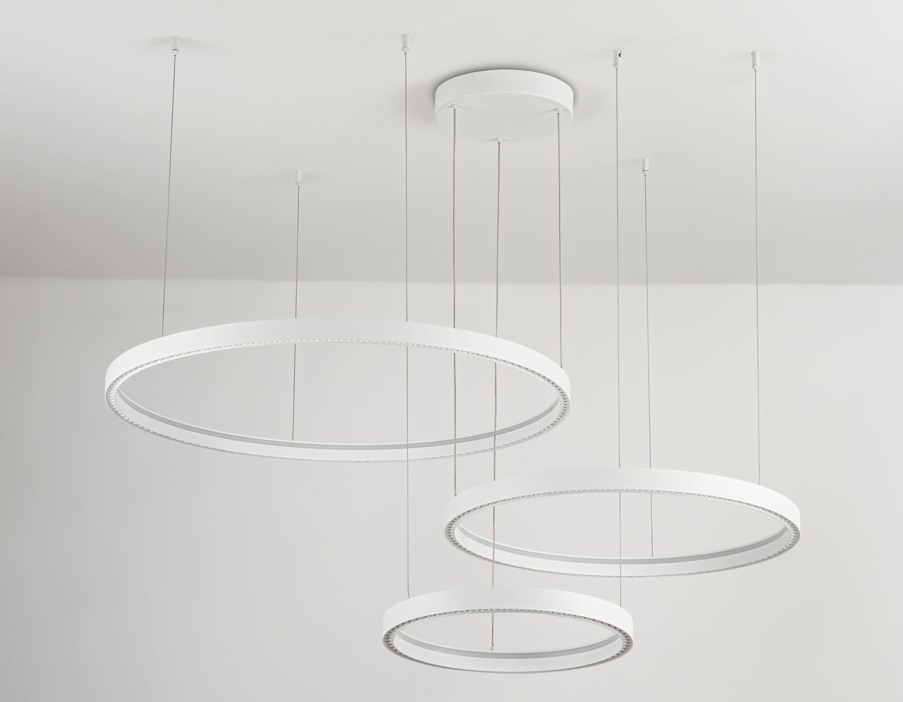 FL5881/3 WH белый 90W 3000K/4200K/6400K D800/600/400*1070 (без ПДУ)