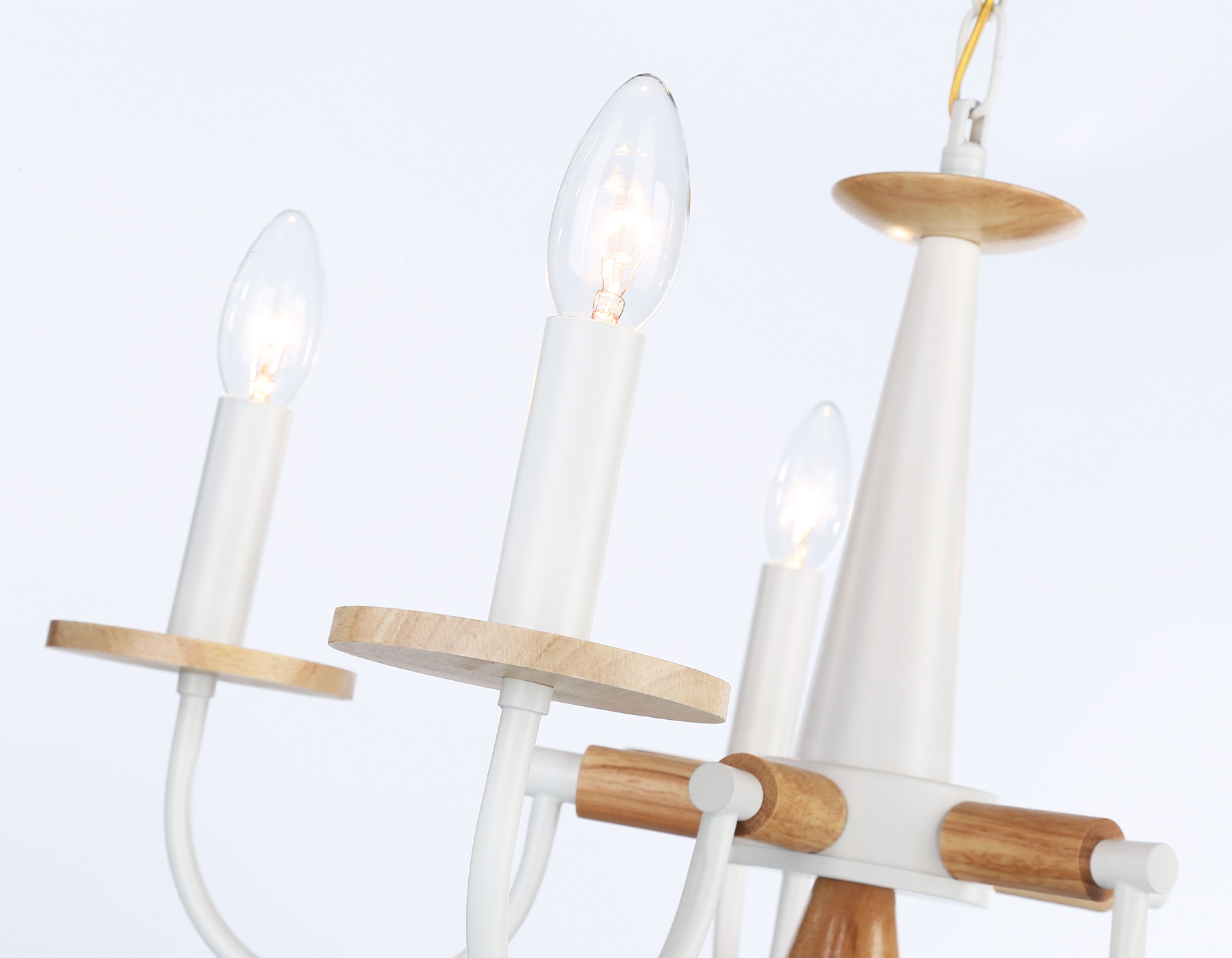 TR9592/5 WH/LW белый/светлое дерево E14/5 max 40W D555*660