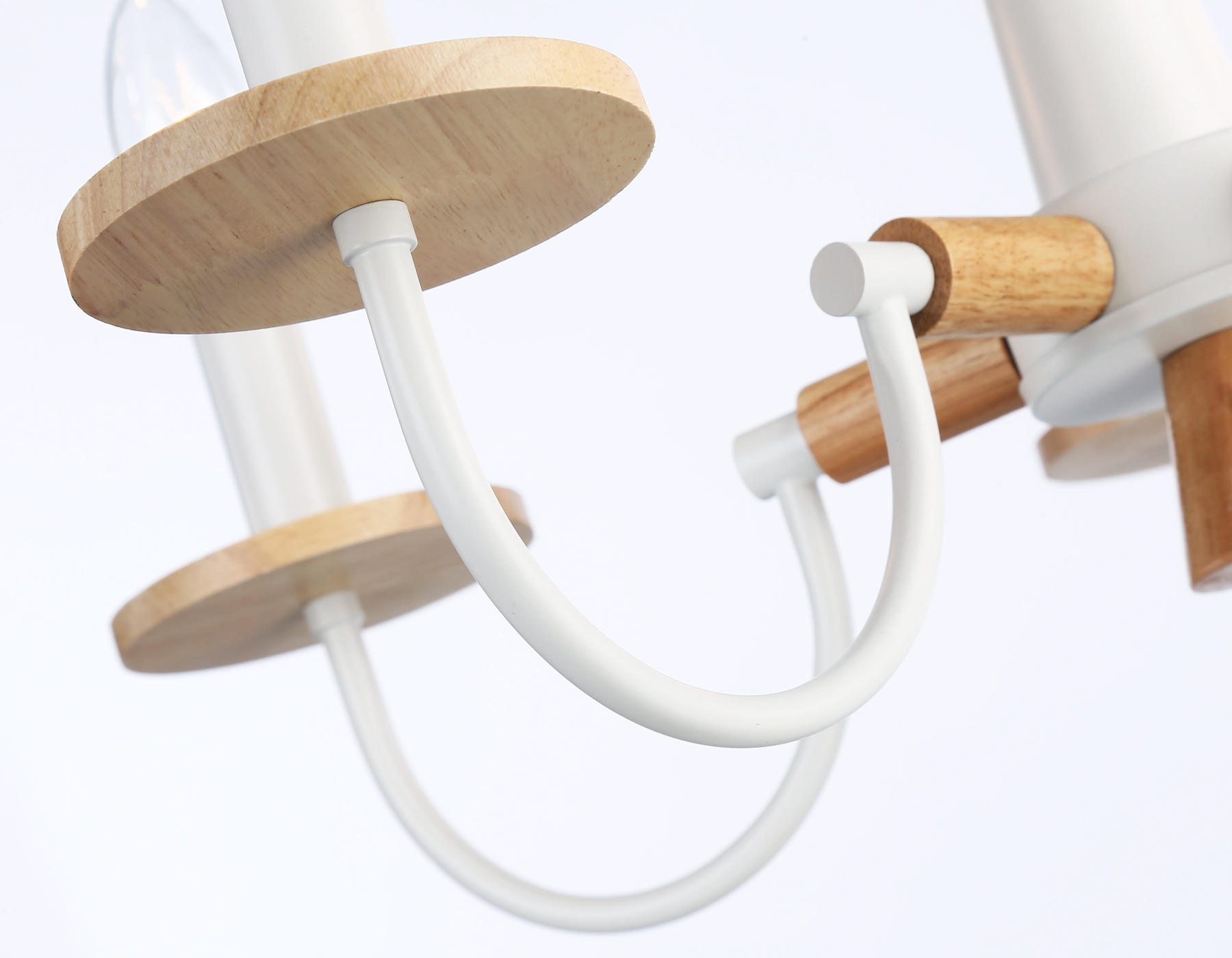 TR9592/5 WH/LW белый/светлое дерево E14/5 max 40W D555*660