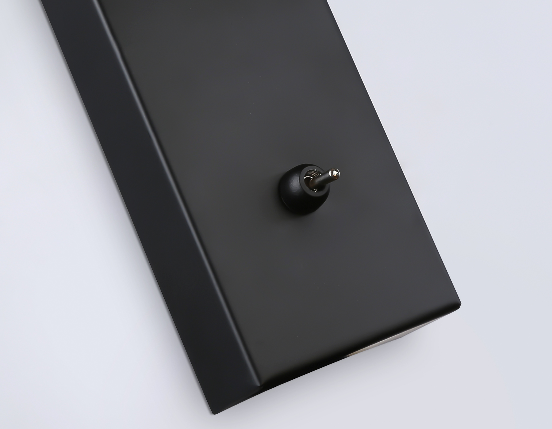 TR8181 BK/LW черный/светлое дерево E27 max 40W 395*60*210