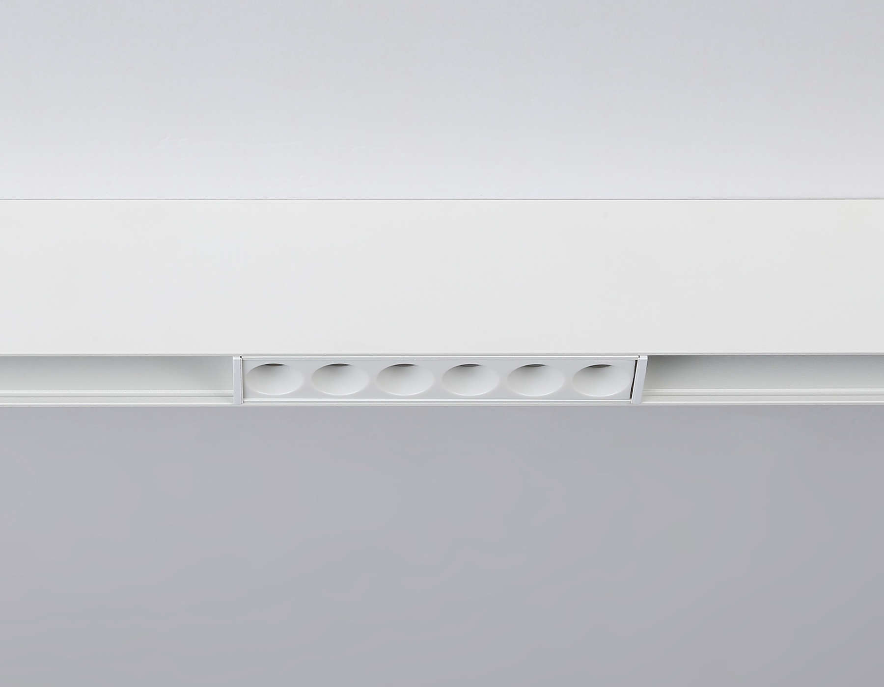 GL4017 WH белый IP20 6W 4200K 48V 24° 115*22*45