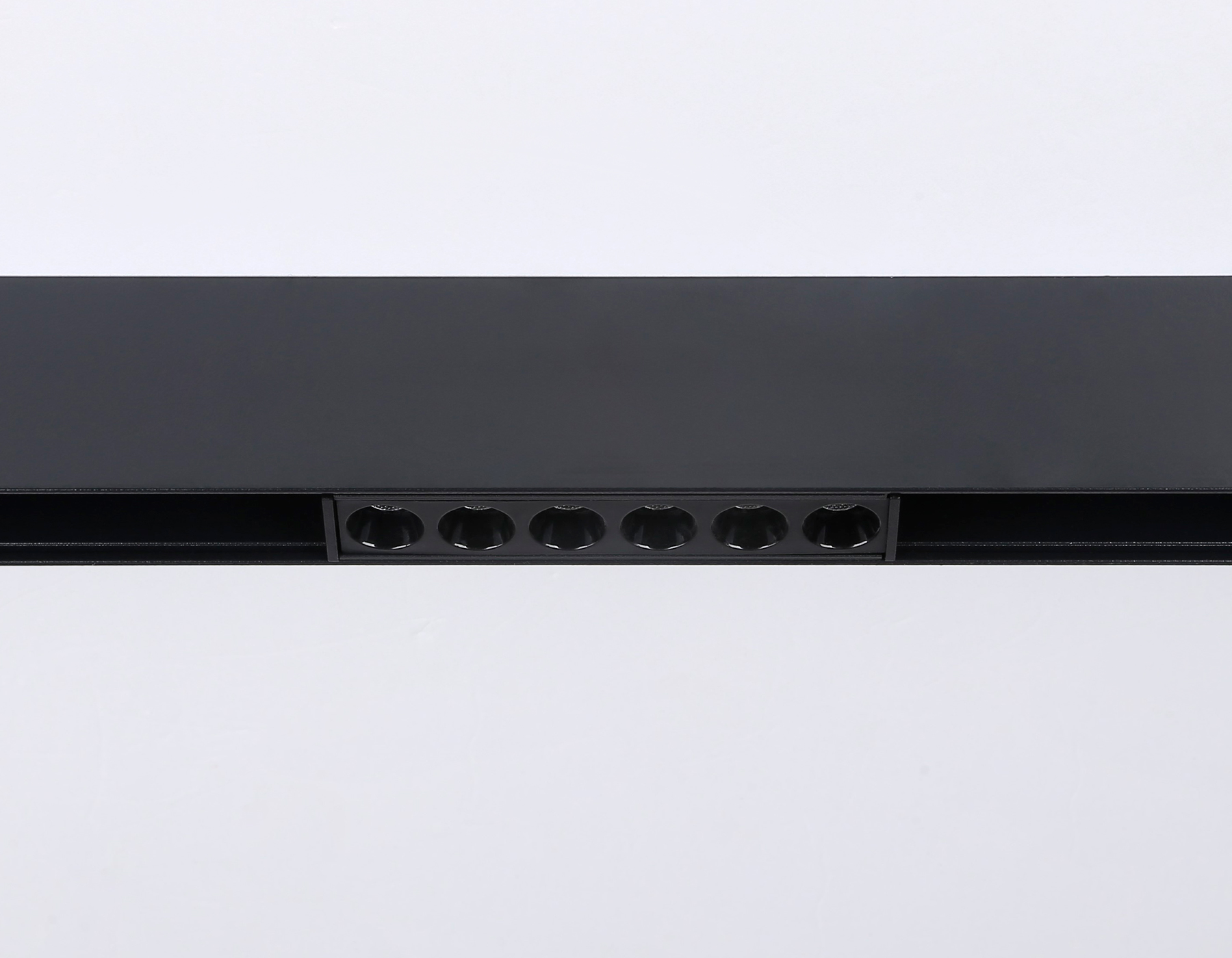 GL4019 BK черный IP20 6W 4200K 48V 24° 115*22*45