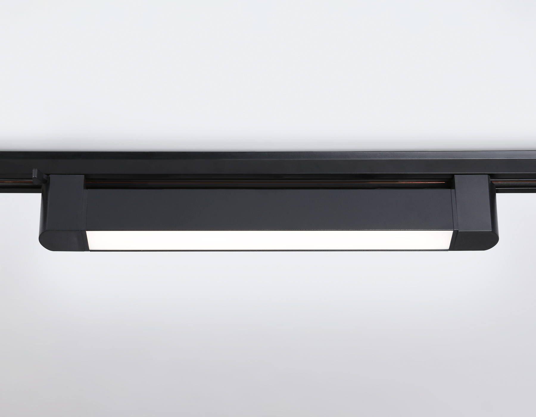 GL6733 BK черный IP20 20W 4200K 323*35*57