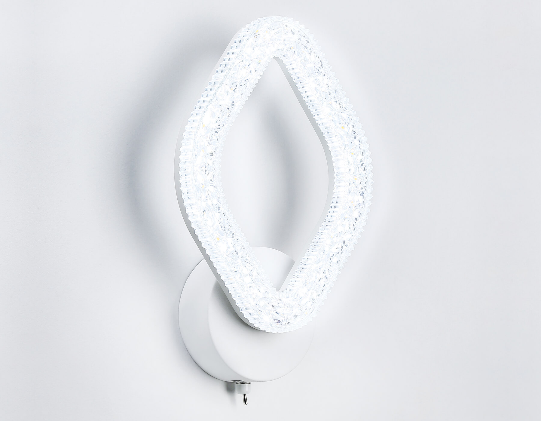 FA3931 WH белый 20W 3000K/4200K/6400K 270*165*90