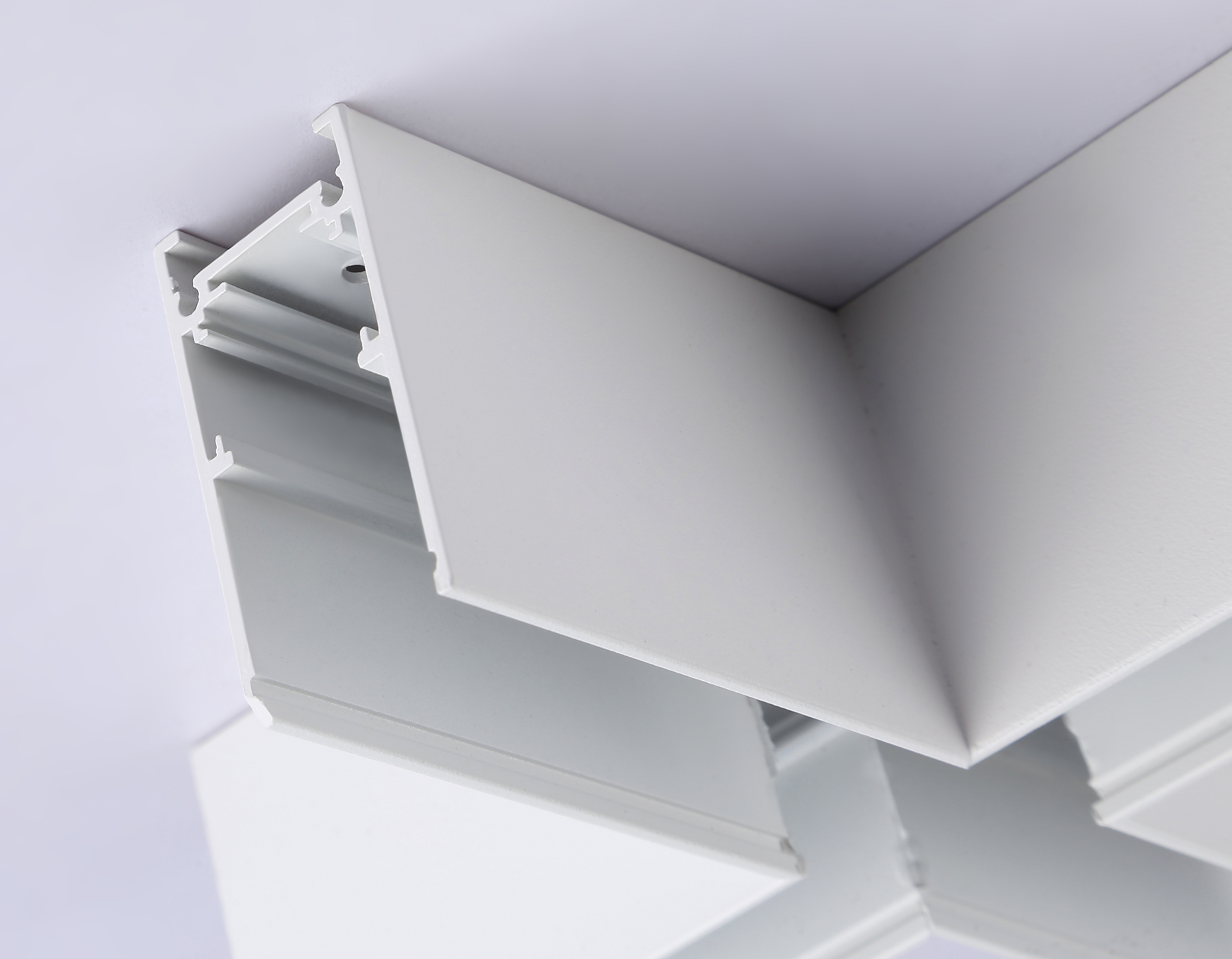 GL3375 WH белый коннектор X-образный для накладного шинопровода 170*170*53.7