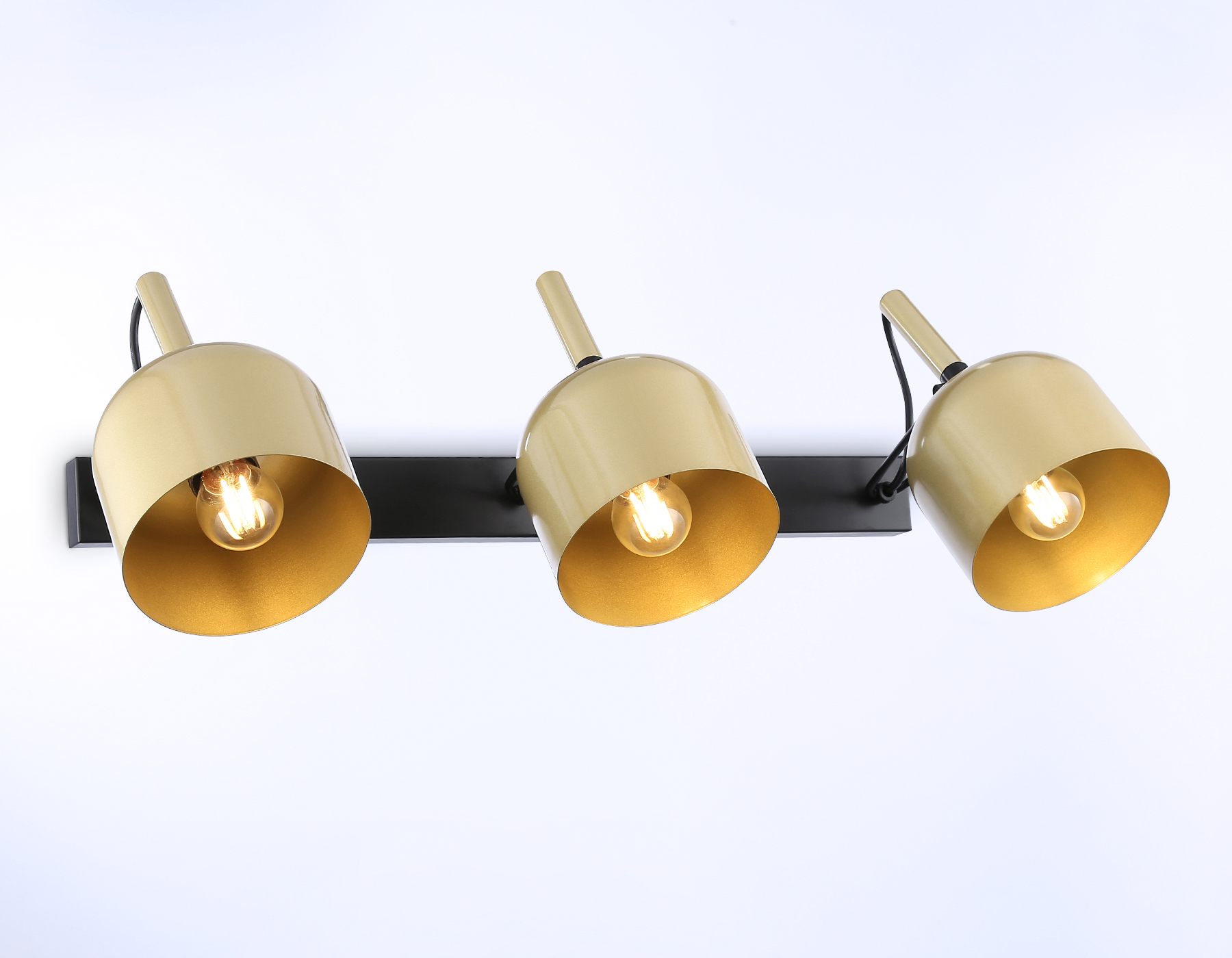 TR97109/3 GD/BK золото/черный E27*3 max 40W D130*223*273*550