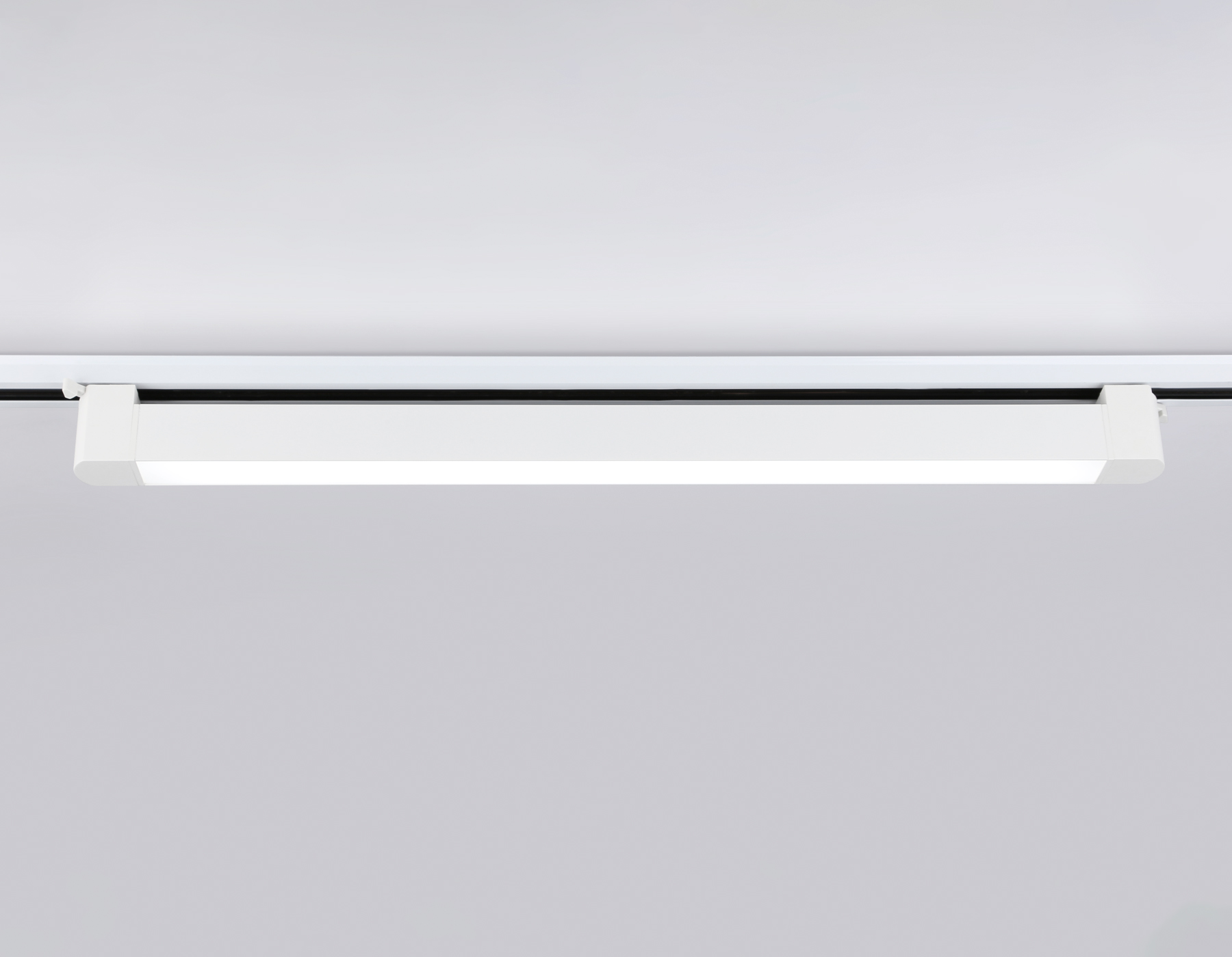 GL6742 WH белый IP20 40W 4200K 590*35*57