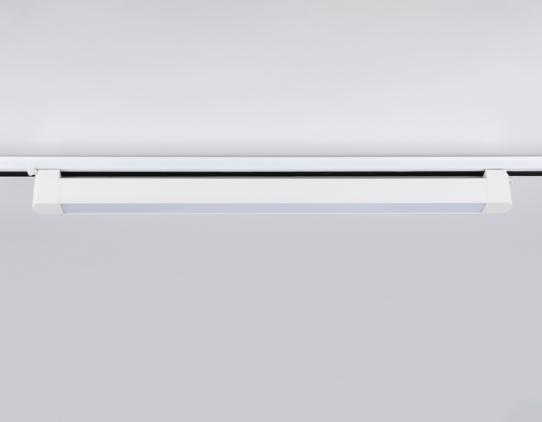 GL6742 WH белый IP20 40W 4200K 590*35*57