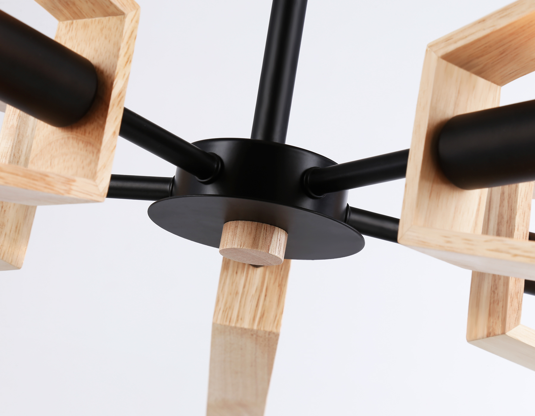 TR80495/5 BK/LW черный/светлое дерево E14/5 max 60W D620*430