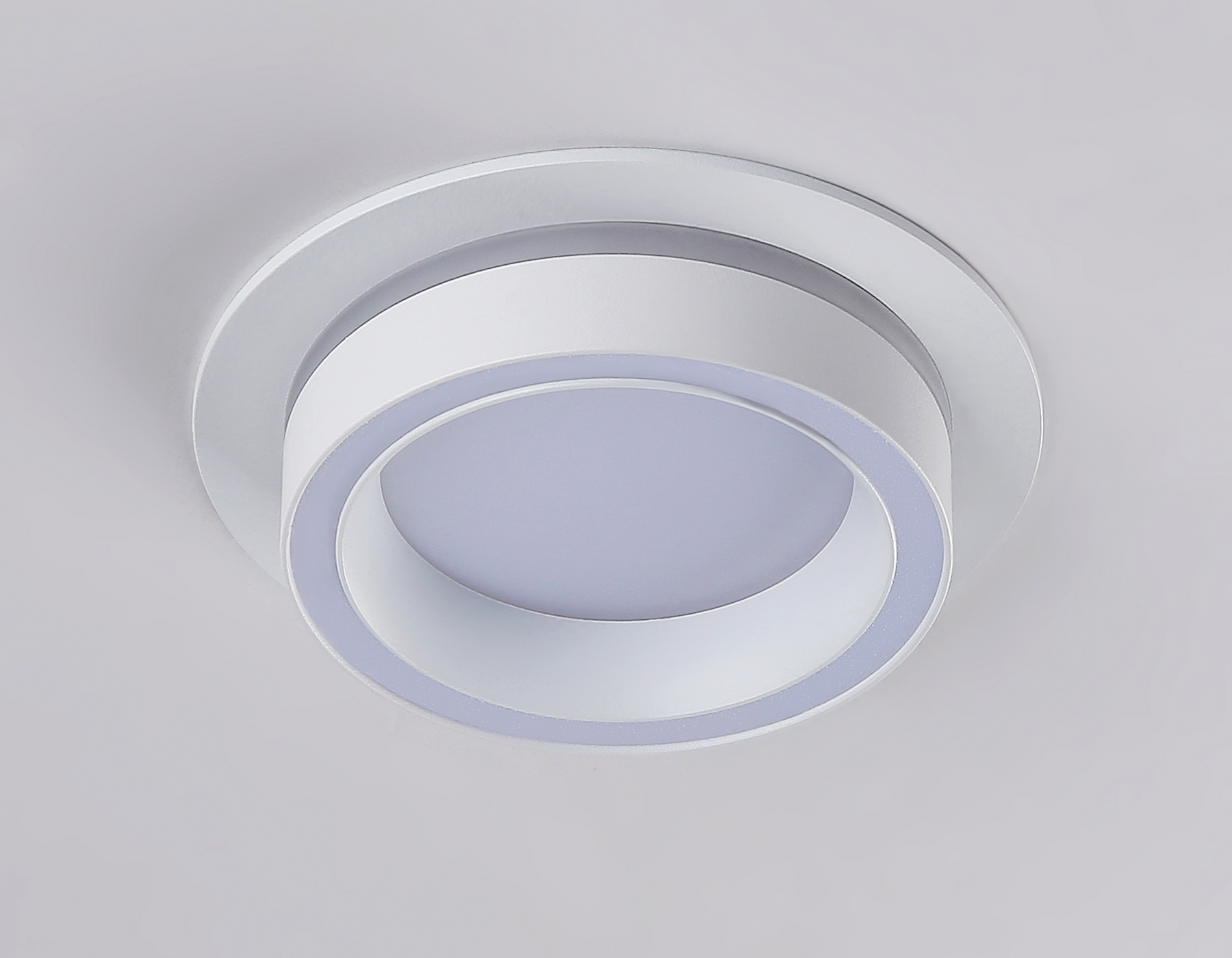 TN5240 WH белый GX53 D110*42