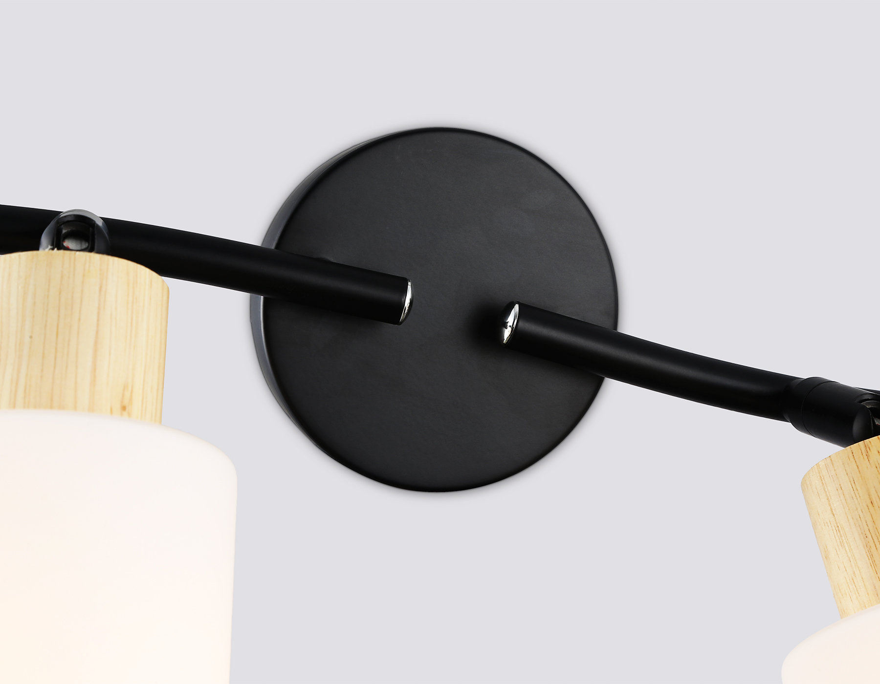 TR8723/4 BK/WD черный/дерево E14/4 max 60W 760*100*210