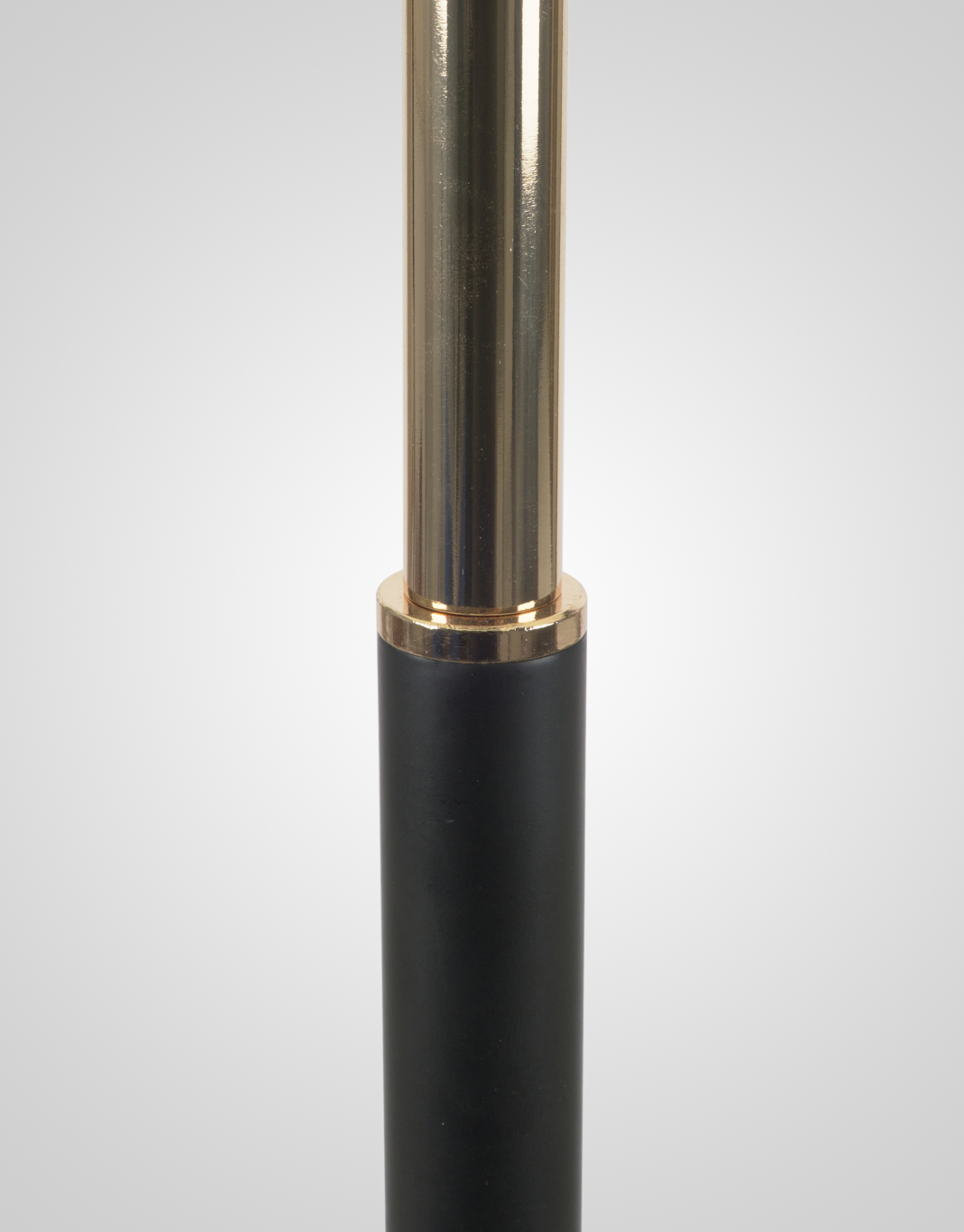 Торшер KL8211-1 BK+GD 000059461