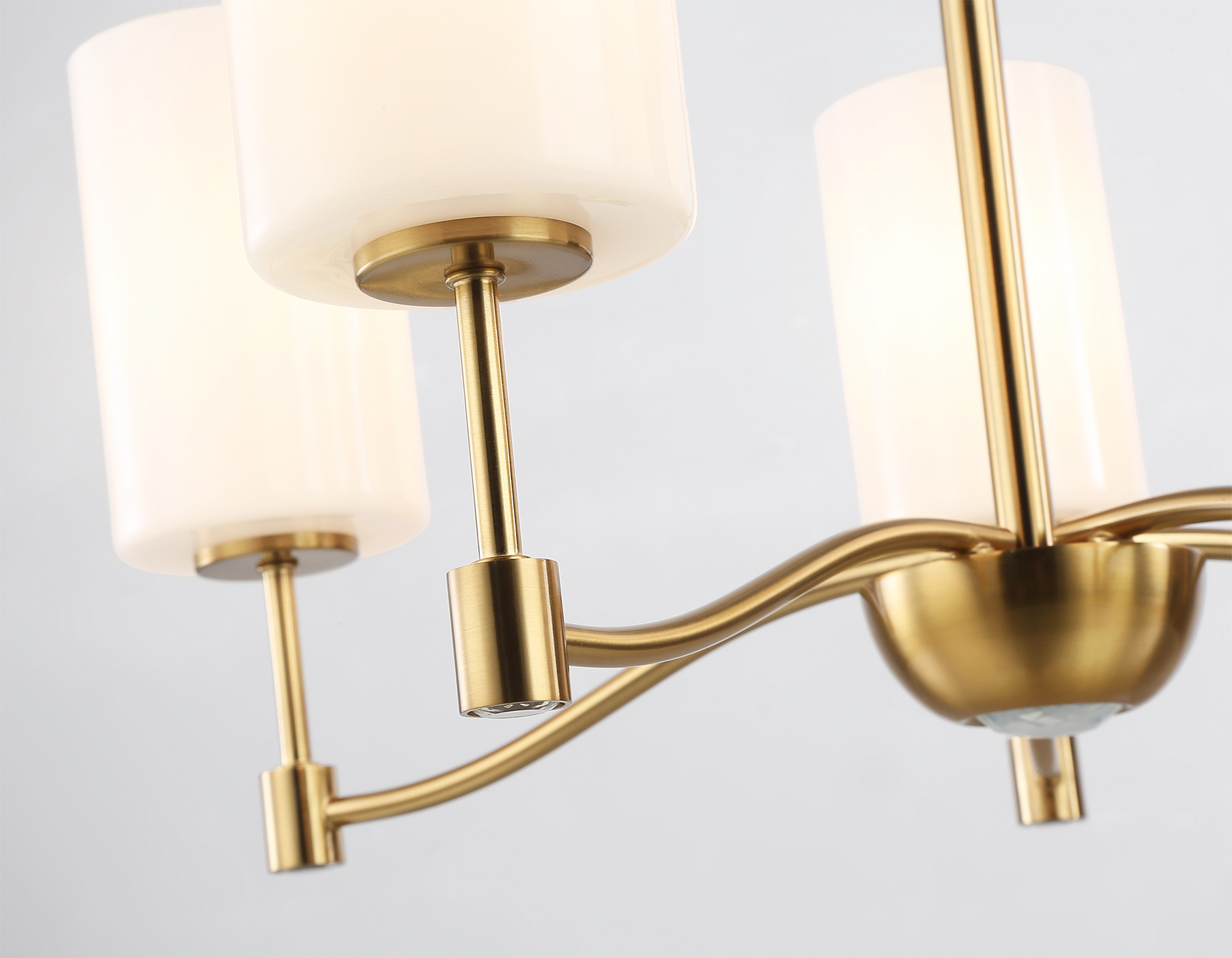 LH56051/5 BS/FR латунь/белый матовый E14*5 max 40W D590*950