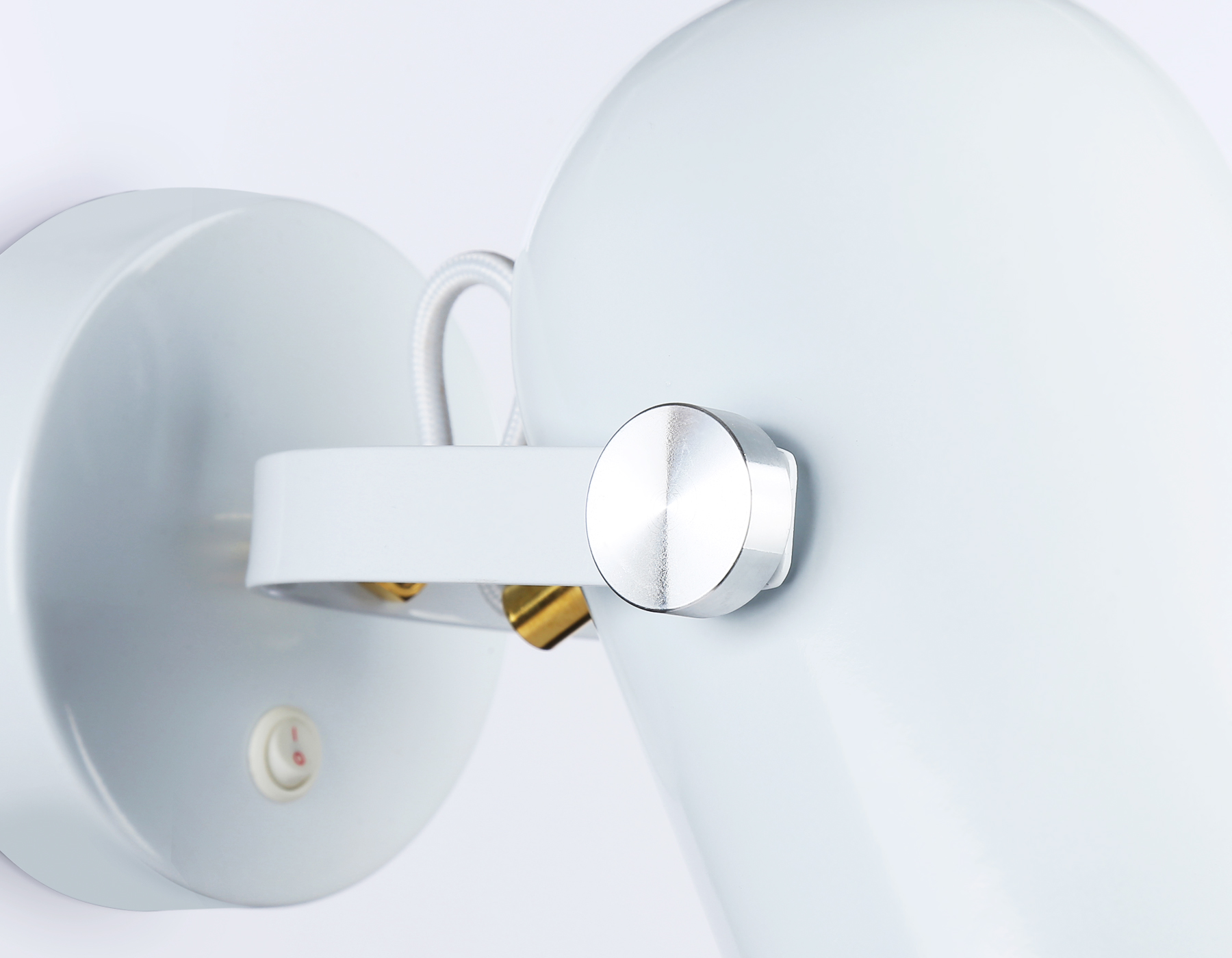 TR8202 WH белый E27 max 40W D117*280