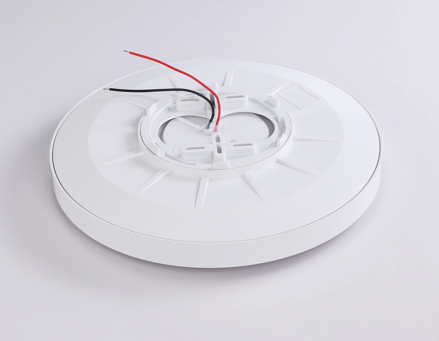 FZ1247 WH/BK белый/черный IP54 20W 5000K D300*60 (Без ПДУ)