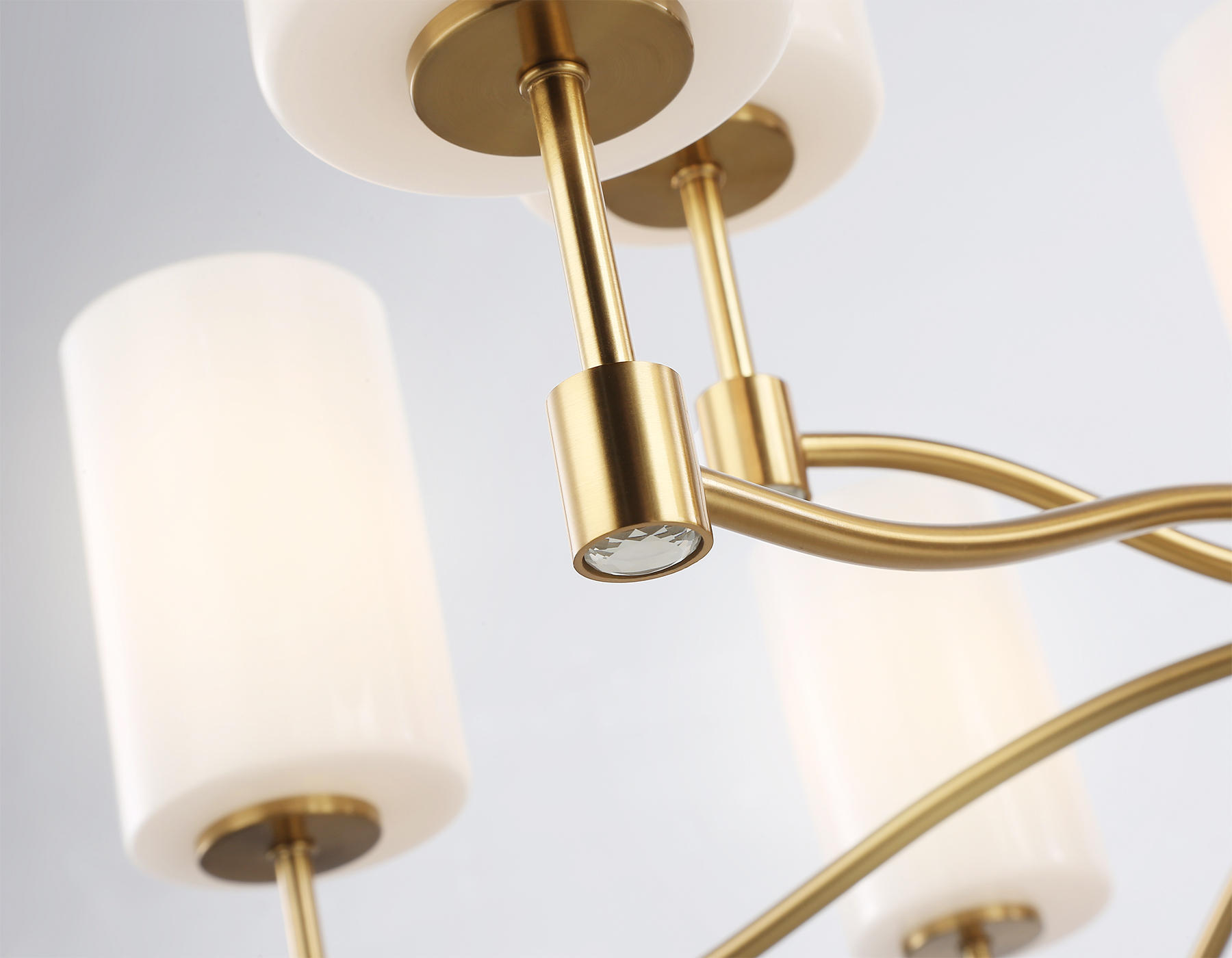 LH56054/6+3 BS/FR латунь/белый матовый E14*9 max 40W D765*1060